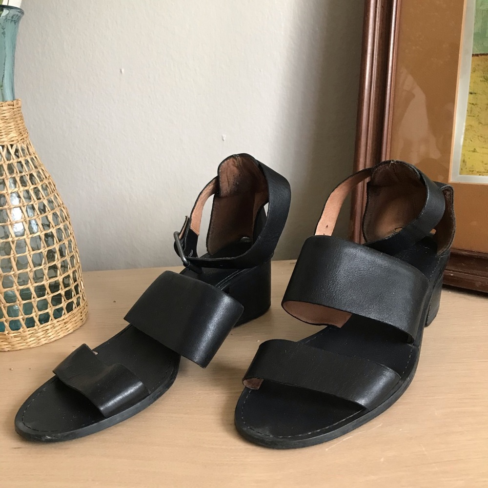 Madewell chunky strap block heel sandals